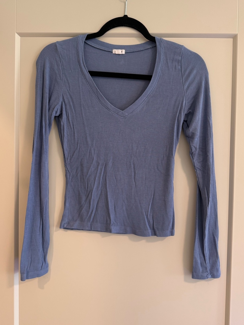 Garage Tara V-Neck Long Sleeve Top Blue, size S, like new! - Picture 2 of 5